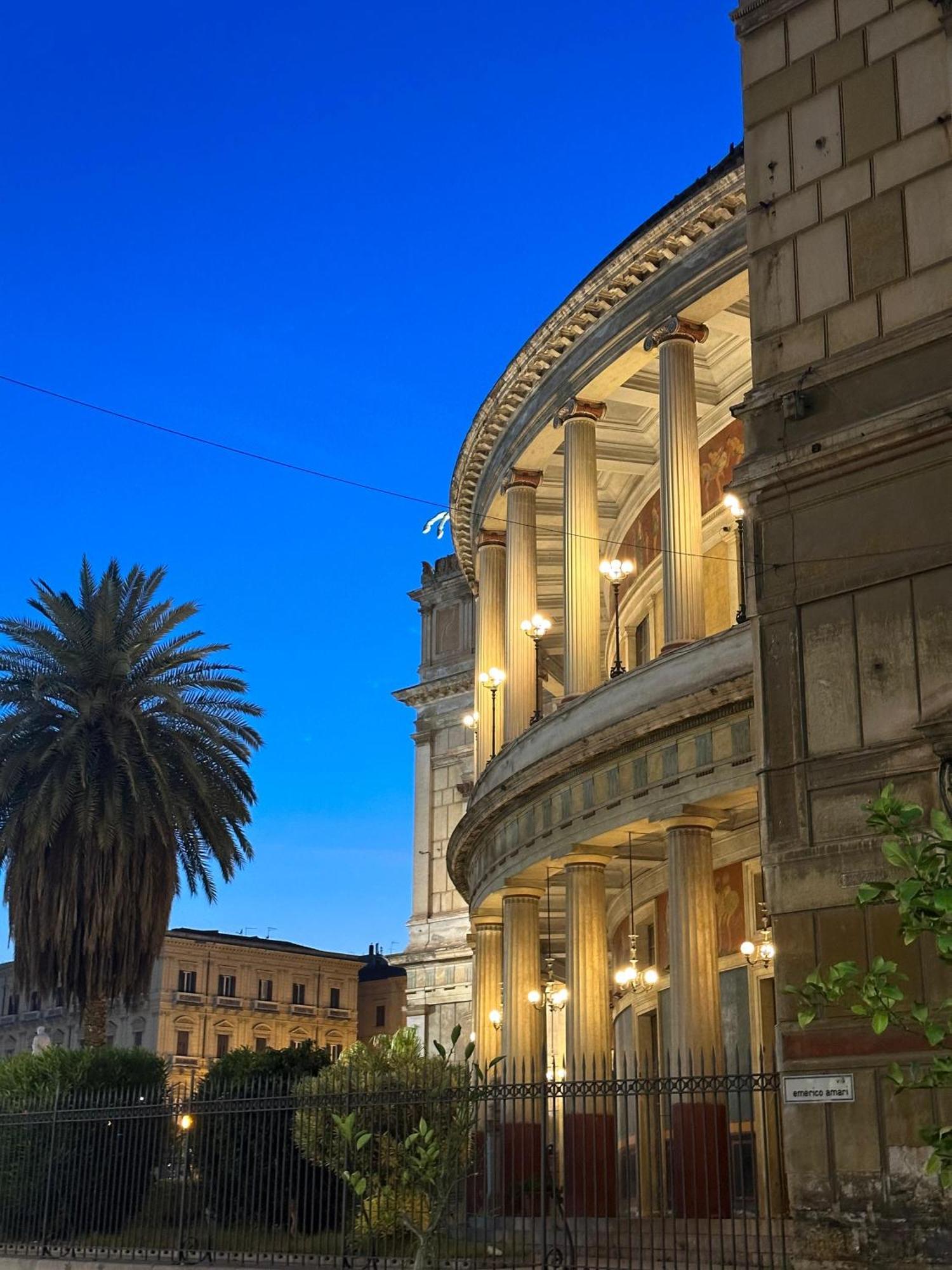 شقة Casa Politeama Florio باليرمو المظهر الخارجي الصورة